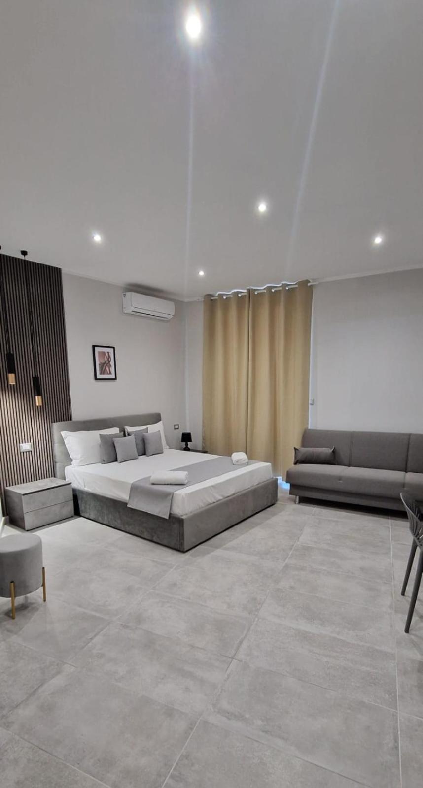 Hotel Movida 卡索里亚 外观 照片