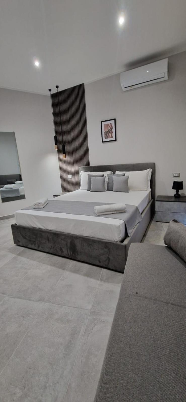 Hotel Movida 卡索里亚 外观 照片